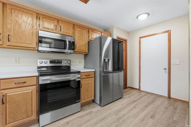 7455 Montclair Drive, Fort Wayne, IN 46804