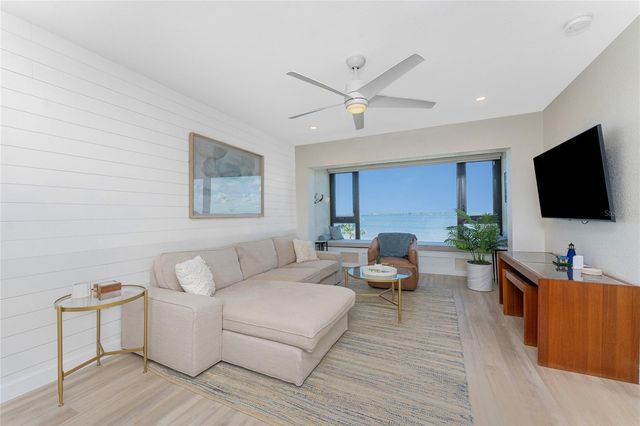 1500 PARK BEACH CIRCLE 3D, Punta Gorda, FL 33950