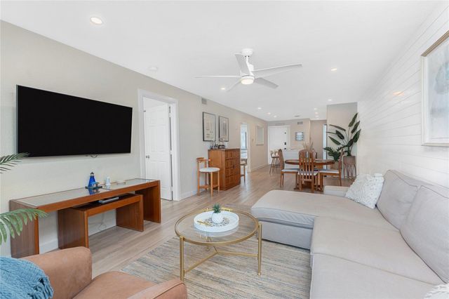 1500 PARK BEACH CIRCLE 3D, Punta Gorda, FL 33950