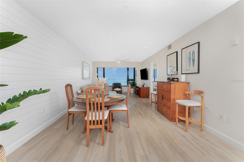 Image 16 of property listing at 1500 PARK BEACH CIRCLE 3D, Punta Gorda, FL 33950