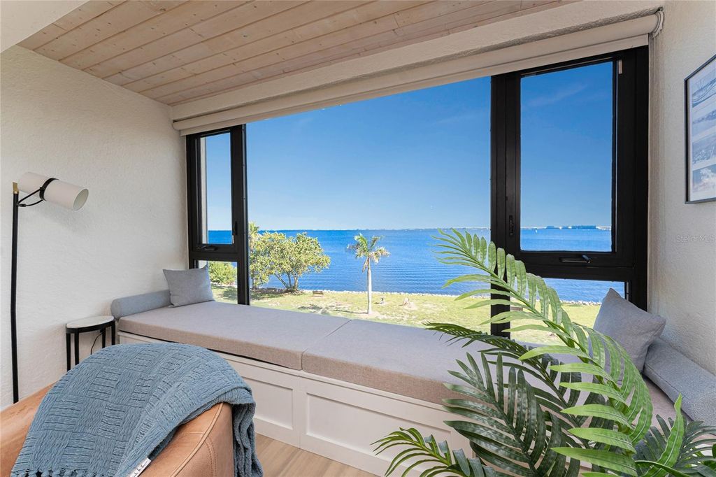 Image 21 of property listing at 1500 PARK BEACH CIRCLE 3D, Punta Gorda, FL 33950