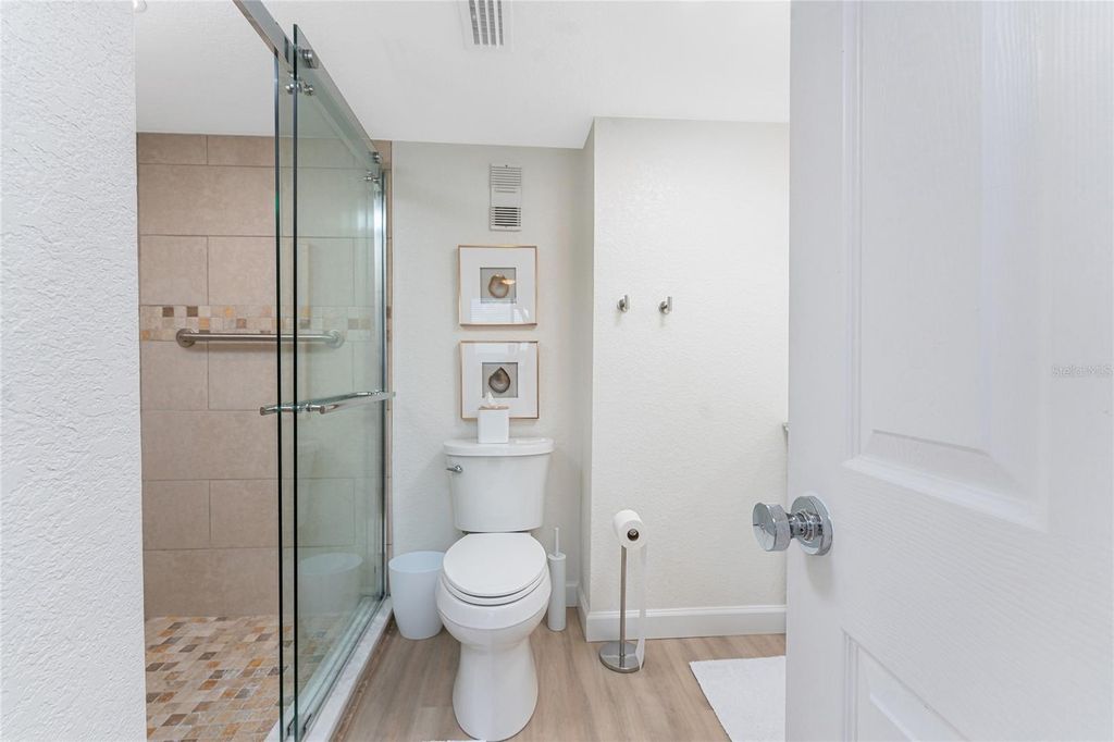 Image 25 of property listing at 1500 PARK BEACH CIRCLE 3D, Punta Gorda, FL 33950