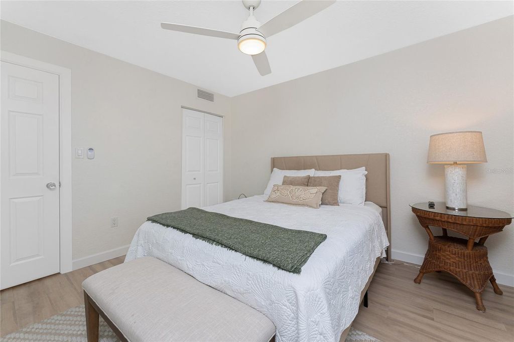 Image 29 of property listing at 1500 PARK BEACH CIRCLE 3D, Punta Gorda, FL 33950