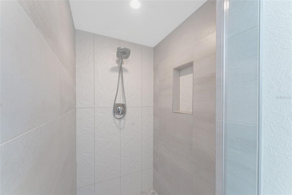 Image 34 of property listing at 1500 PARK BEACH CIRCLE 3D, Punta Gorda, FL 33950