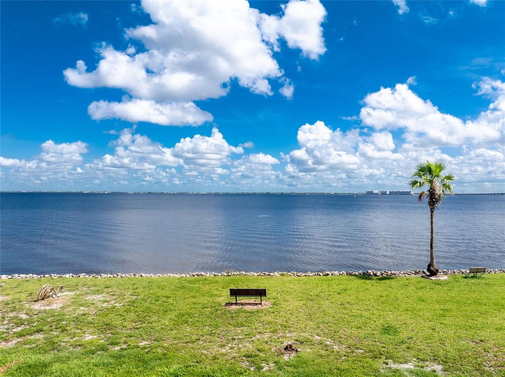 Image 51 of property listing at 1500 PARK BEACH CIRCLE 3D, Punta Gorda, FL 33950