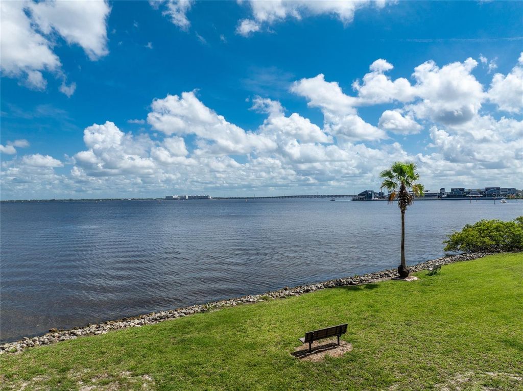 Image 52 of property listing at 1500 PARK BEACH CIRCLE 3D, Punta Gorda, FL 33950