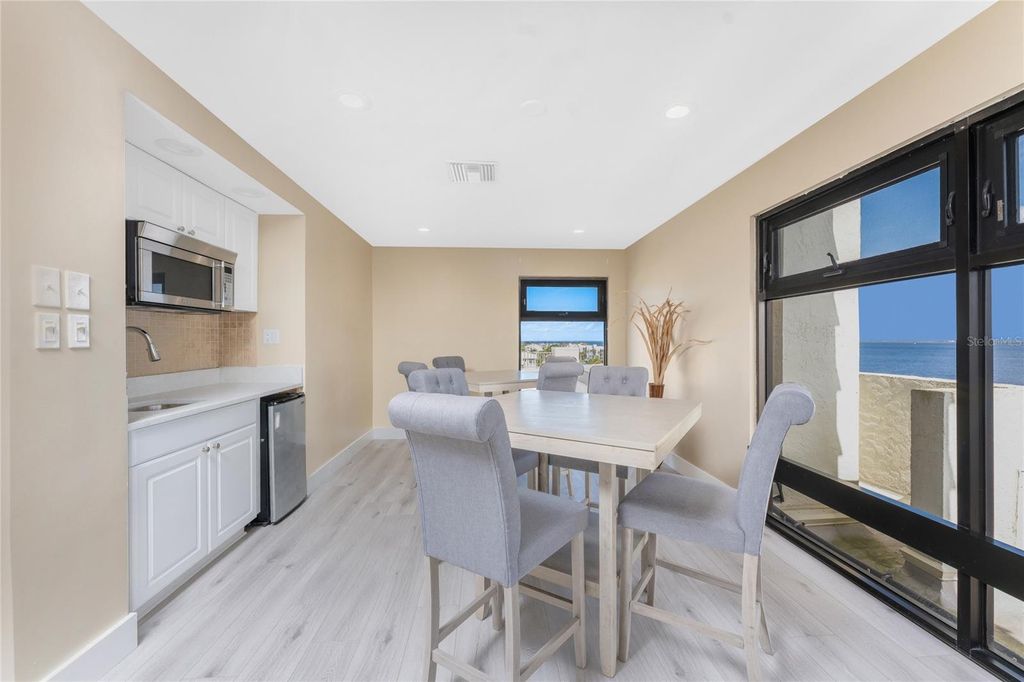 Image 57 of property listing at 1500 PARK BEACH CIRCLE 3D, Punta Gorda, FL 33950