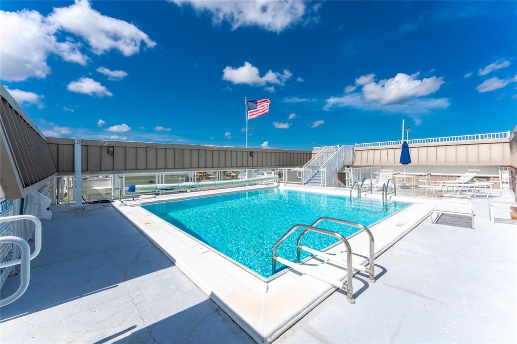 Image 65 of property listing at 1500 PARK BEACH CIRCLE 3D, Punta Gorda, FL 33950