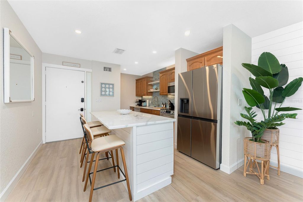 Image 9 of property listing at 1500 PARK BEACH CIRCLE 3D, Punta Gorda, FL 33950