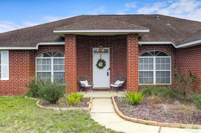 5458 Keel Dr, Pensacola, FL 32507