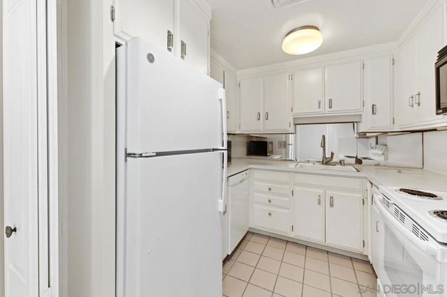 939 Coast BLVD 4H, La Jolla, CA 92037