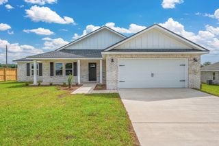 6011 Oak Hollow Way, Crestview, FL 32539