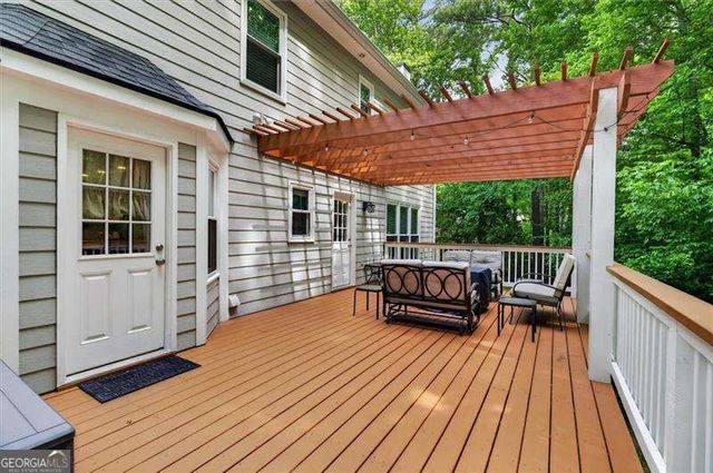211 Nacoochee Drive, Woodstock, GA 30188