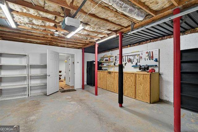 211 Nacoochee Drive, Woodstock, GA 30188