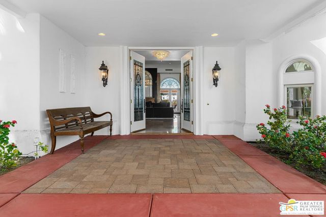 500 W Stevens Road, Palm Springs, CA 92262