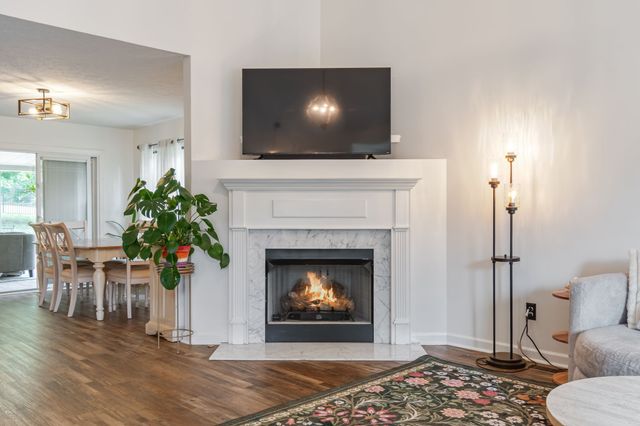 110 W Braxton Ln, Hendersonville, TN 37075