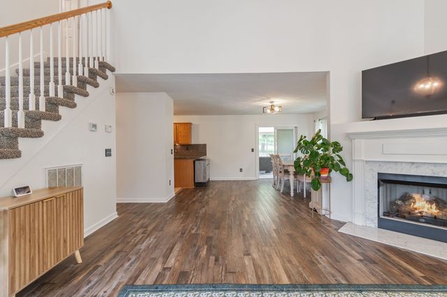 110 W Braxton Ln, Hendersonville, TN 37075