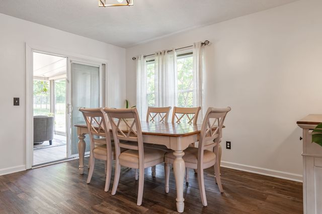 110 W Braxton Ln, Hendersonville, TN 37075