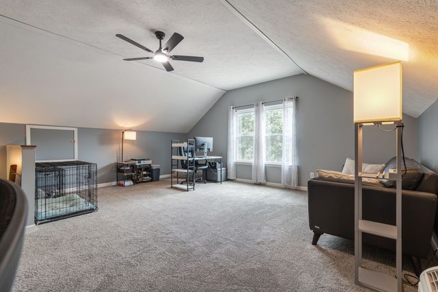 110 W Braxton Ln, Hendersonville, TN 37075