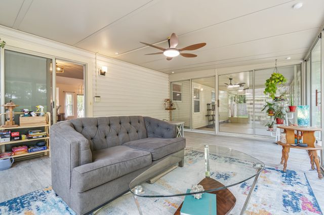 110 W Braxton Ln, Hendersonville, TN 37075