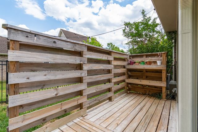 110 W Braxton Ln, Hendersonville, TN 37075