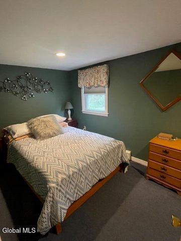 2696 Ny Highway 2, Grafton, NY 12052