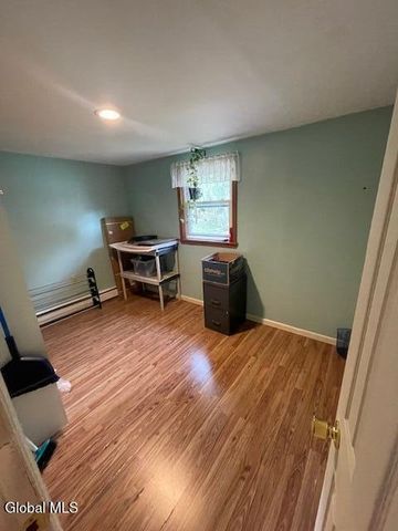 2696 Ny Highway 2, Grafton, NY 12052