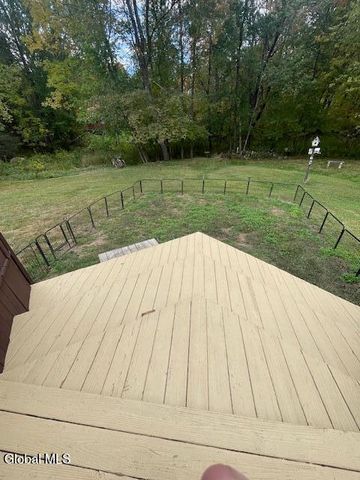 2696 Ny Highway 2, Grafton, NY 12052