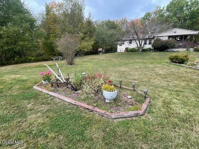 2696 Ny Highway 2, Grafton, NY 12052