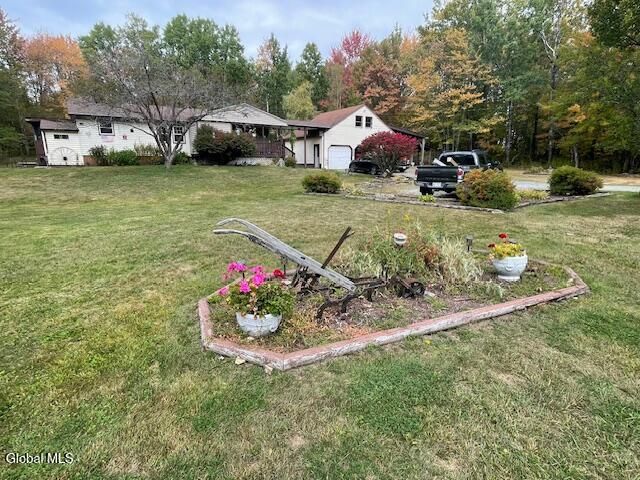 2696 Ny Highway 2, Grafton, NY 12052