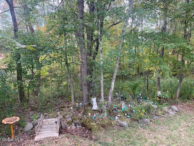 2696 Ny Highway 2, Grafton, NY 12052