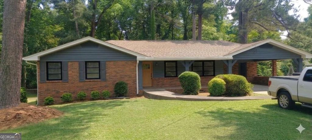 3838 King Arthur Road SW, Atlanta, GA 30331