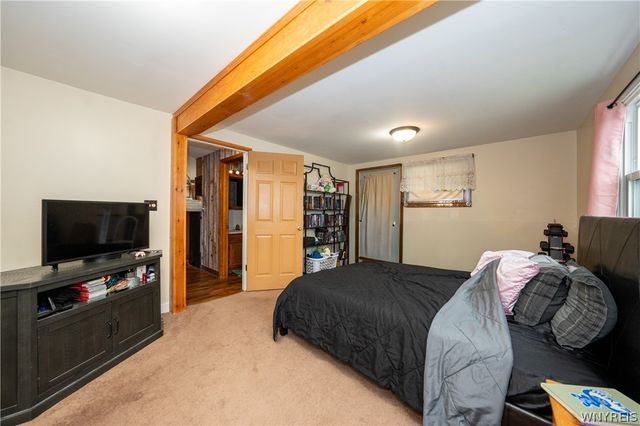 15 Harris Court, Cheektowaga, NY 14225