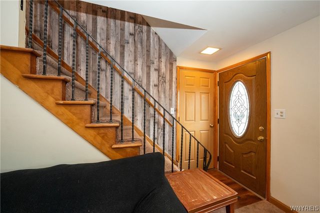 15 Harris Court, Cheektowaga, NY 14225