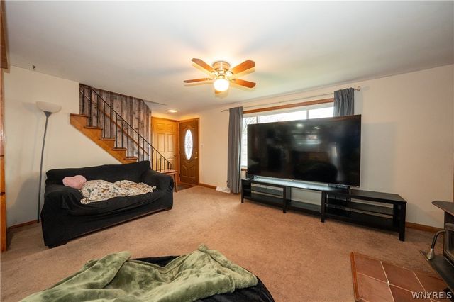 15 Harris Court, Cheektowaga, NY 14225