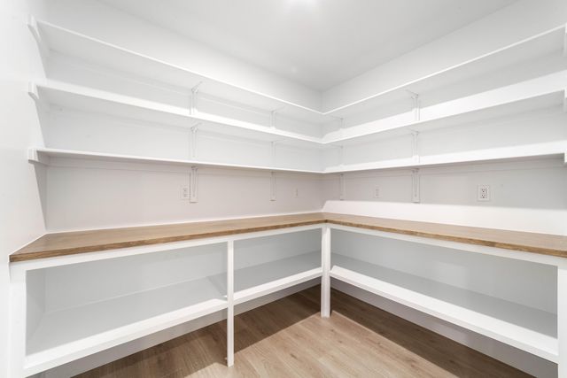 4516 ROYAL COUNTY RD, Columbia, MO 65201