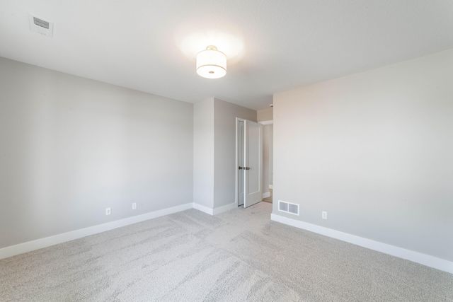 4516 ROYAL COUNTY RD, Columbia, MO 65201