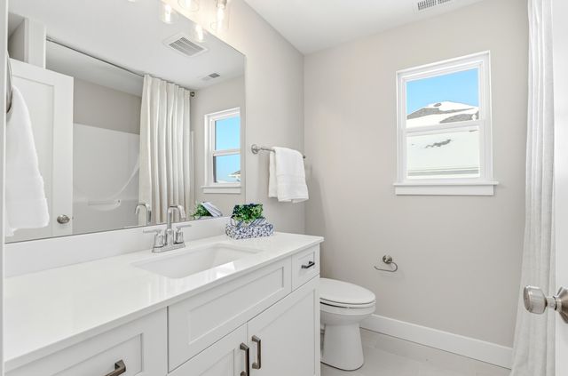 4516 ROYAL COUNTY RD, Columbia, MO 65201