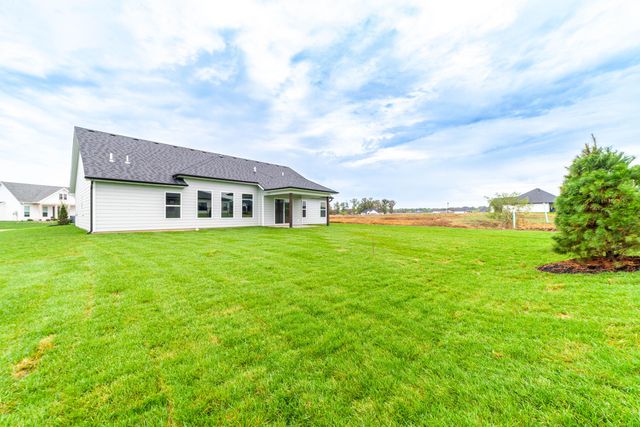 4516 ROYAL COUNTY RD, Columbia, MO 65201