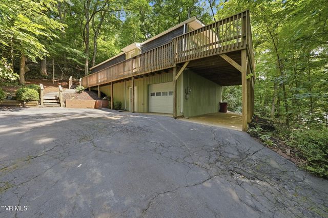 201 Tamassee Drive, Johnson City, TN 37601