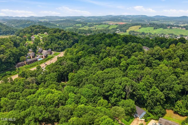 201 Tamassee Drive, Johnson City, TN 37601