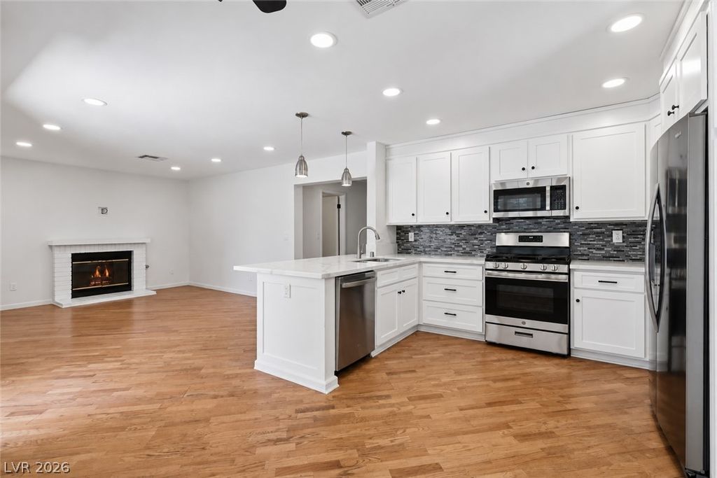 7459 Parnell Avenue, Las Vegas, NV 89147 — photo 4