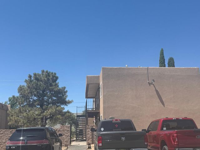 13401 Fruit Avenue NE Apt C, Albuquerque, NM 87123