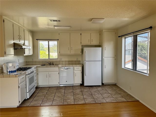920 N Alameda Avenue, Azusa, CA 91702