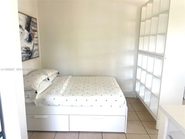 1611 Michigan Ave 27, Miami Beach, FL 33139