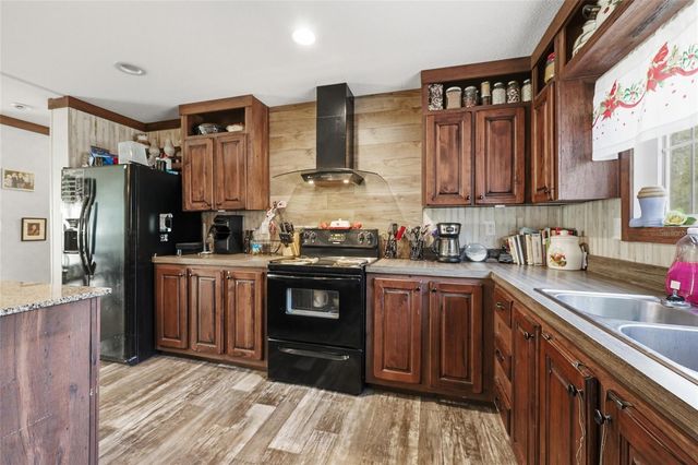 317 SW CUMBERLAND STREET, Fort White, FL 32038