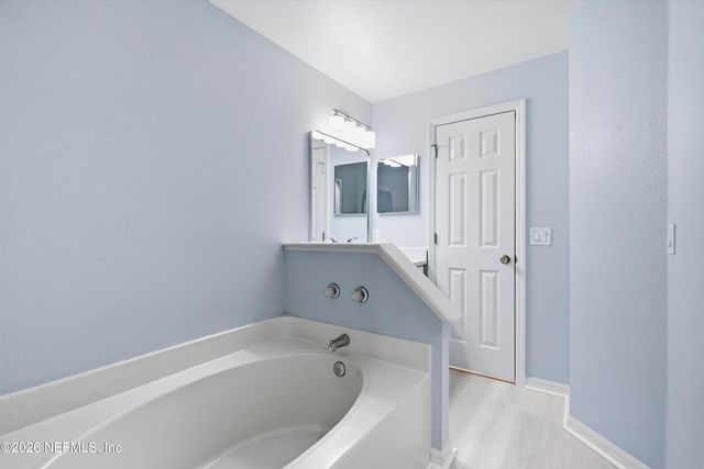 10509 N LANTANA LAKES Drive, Jacksonville, FL 32246