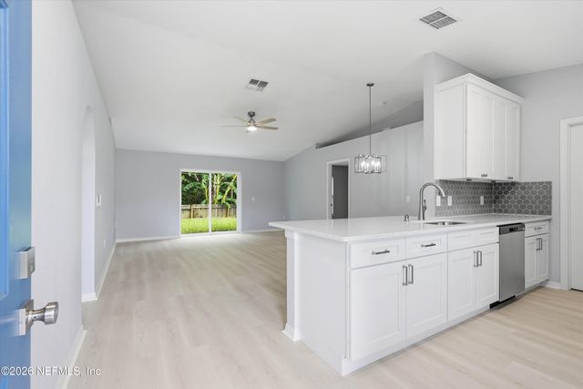 10509 N LANTANA LAKES Drive, Jacksonville, FL 32246