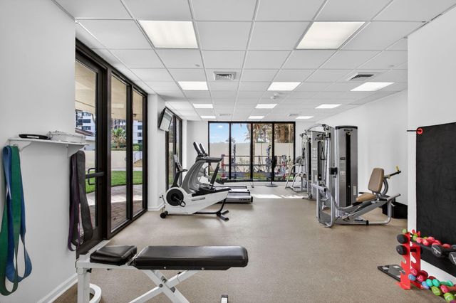 5380 N Ocean Dr 12J, Riviera Beach, FL 33404