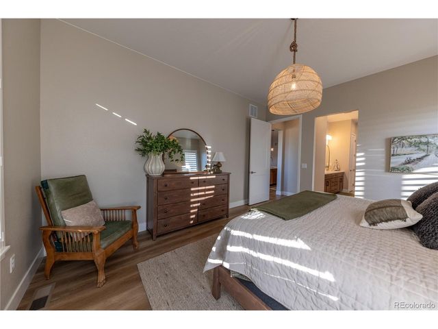 6653 Bridlespur St, Castle Pines, CO 80108